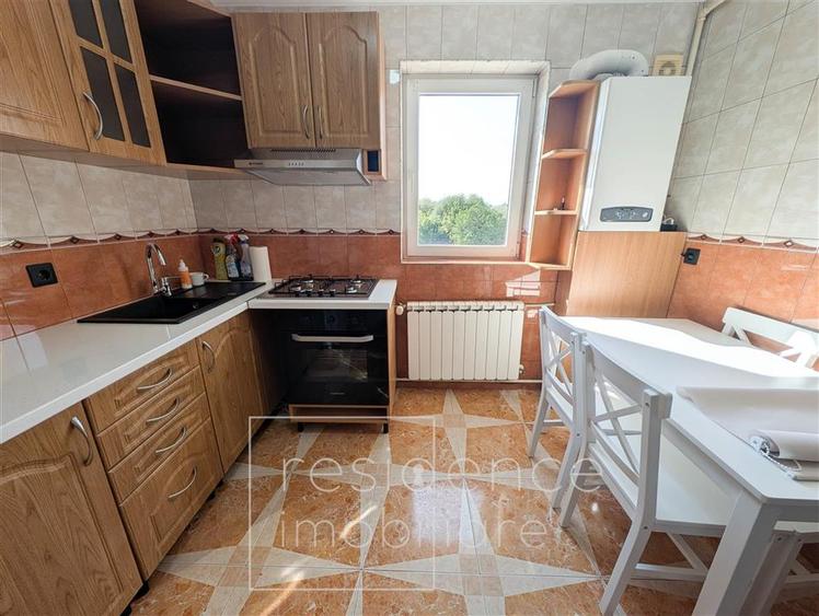Apartament 2 camere decomandate in Someseni, Beiusului+ Parcare - 10