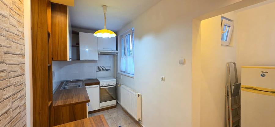 Apartament cu 2 camere decomandat în Decebal