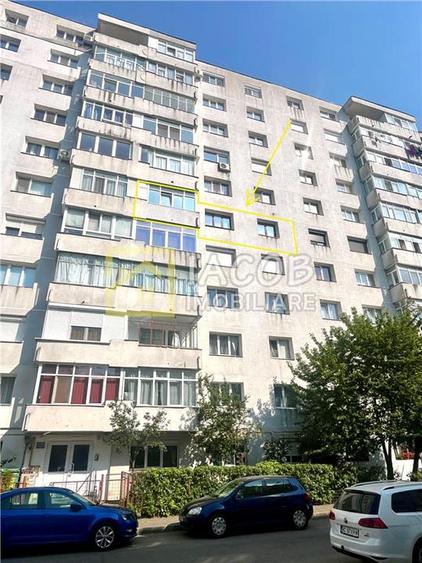 Apartament cu 3 camere decomandat în Alecu Russo
