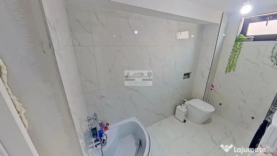 Casă cu 5 camere cu Teren 1159 Mp în Central