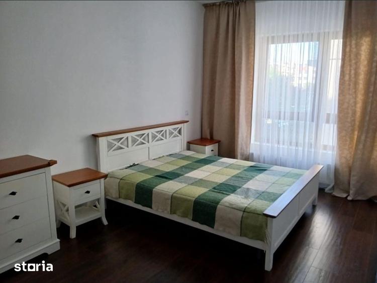 Apartament cu 3 camere decomandat în Metalurgiei