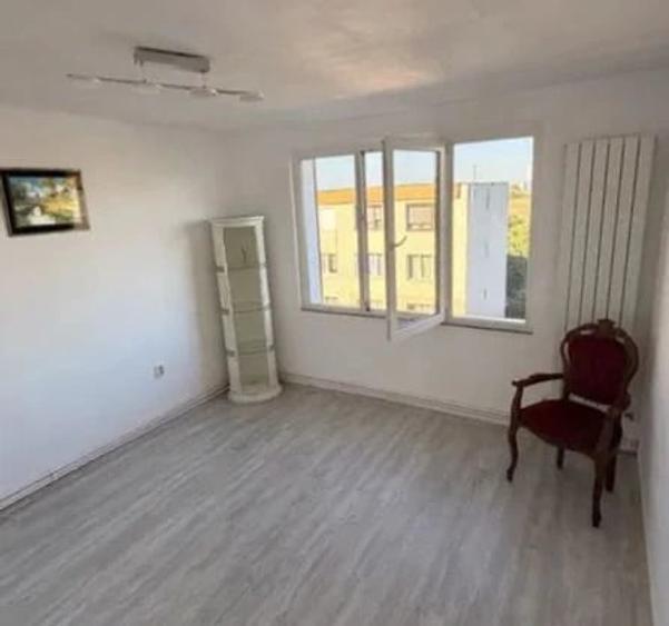 Apartament cu 2 camere decomandat în Craiter