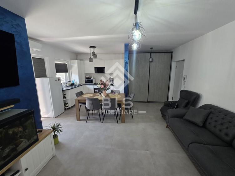 Apartament cu 2 camere decomandat în Sud