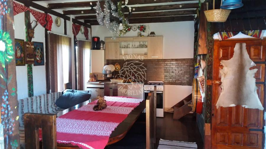 Casă individuală cu 4 camere cu Canalizare în Figa