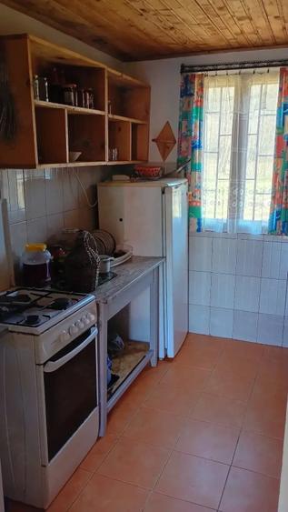 Casă cu 3 camere cu Teren 200 Mp în Câmpu lui Neag