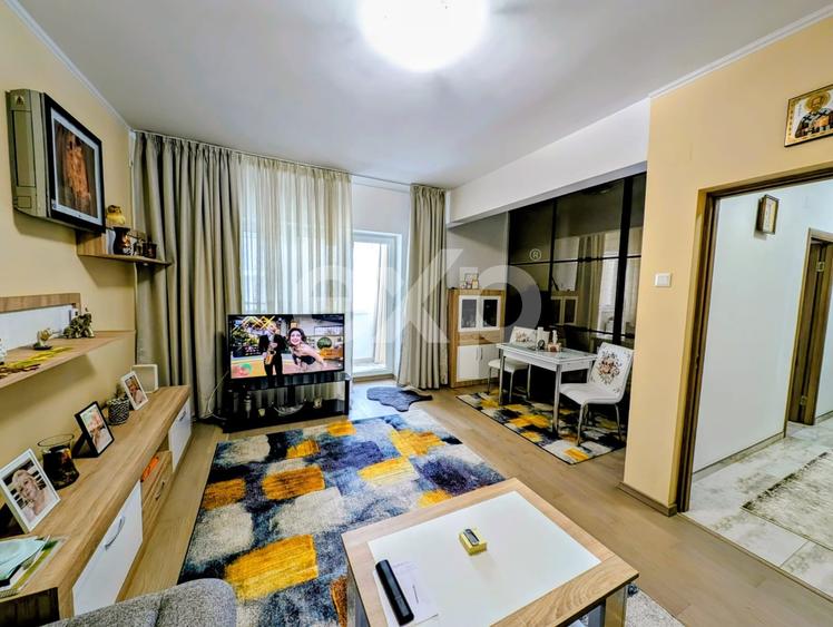 Apartament cu 2 camere semidecomandat, mobilat în Pajura