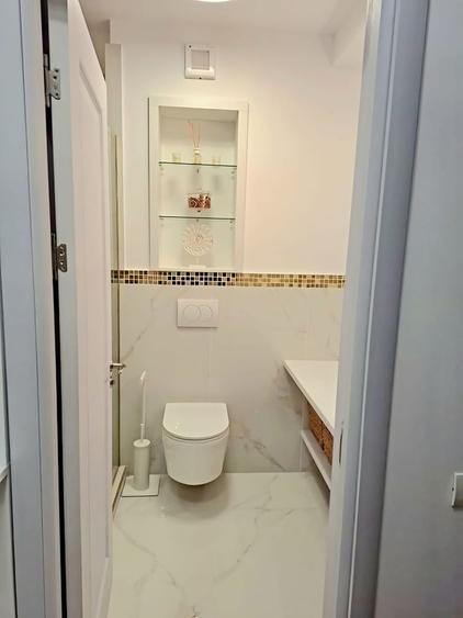 Apartament cu 2 camere decomandat, mobilat în Tomis Nord