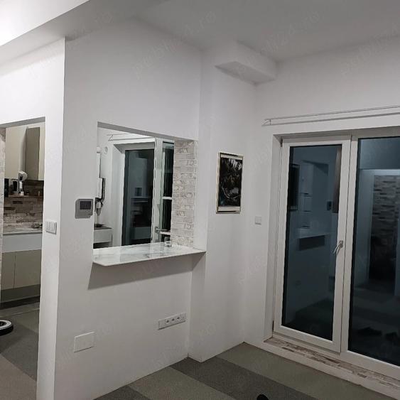 Apartament cu 2 camere semidecomandat în Florești
