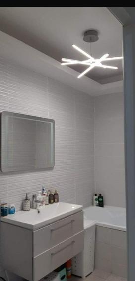 Apartament cu 2 camere semidecomandat, mobilat în Primo