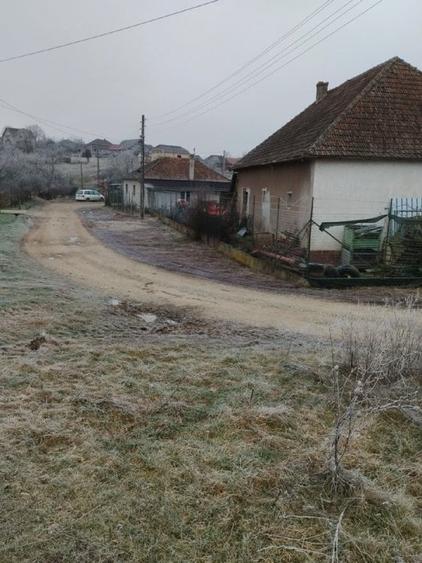 Casă individuală cu 2 camere cu Teren 302 Mp în Șumugiu