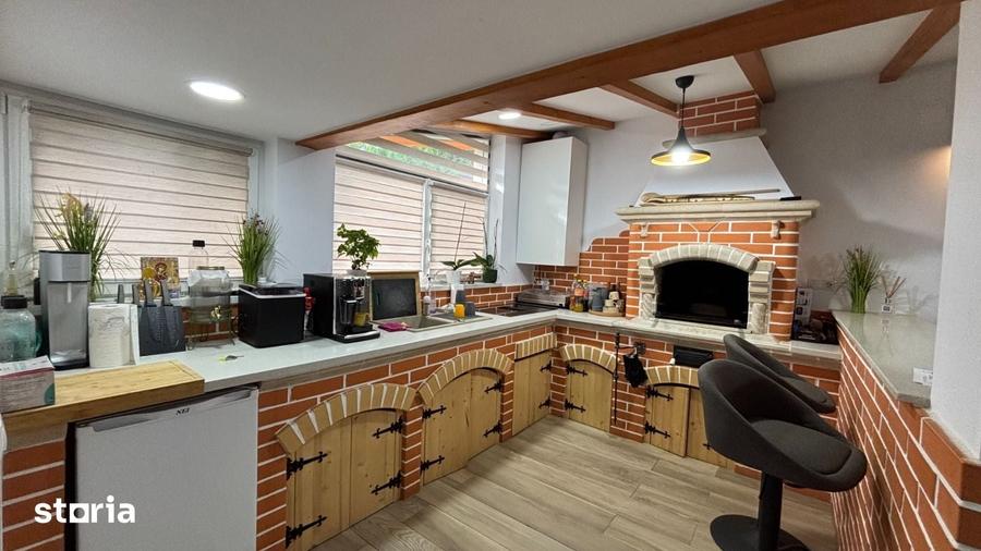 Vand casa spa?ioasa in Some?eni ideala pentru familie sau investi?ie - 15