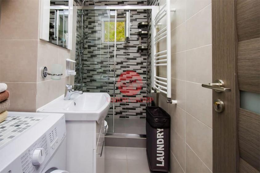 Apartament cu 3 camere decomandat în Tomis Nord