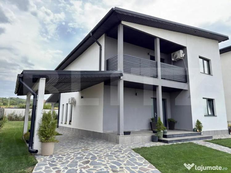 Casă cu 4 camere cu Teren 488 Mp în Bucov