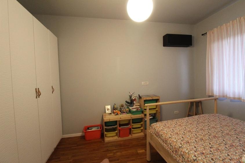 Casă cu 5 camere cu Teren 600 Mp în Corbeanca