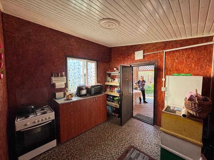 Apartament cu 2 camere decomandat în Brădești