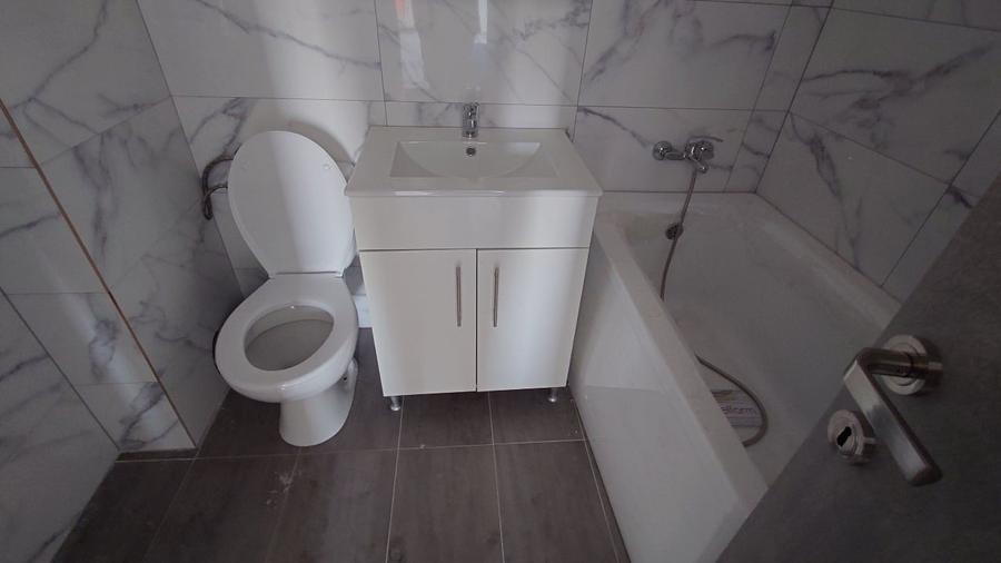 Apartament cu 2 camere decomandat în Theodor Pallady