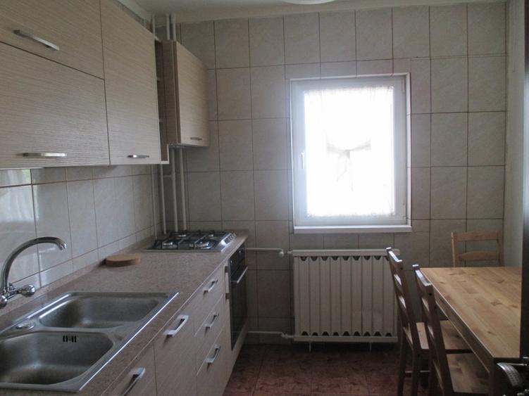 Apartament cu 2 camere decomandat, mobilat în Aviației