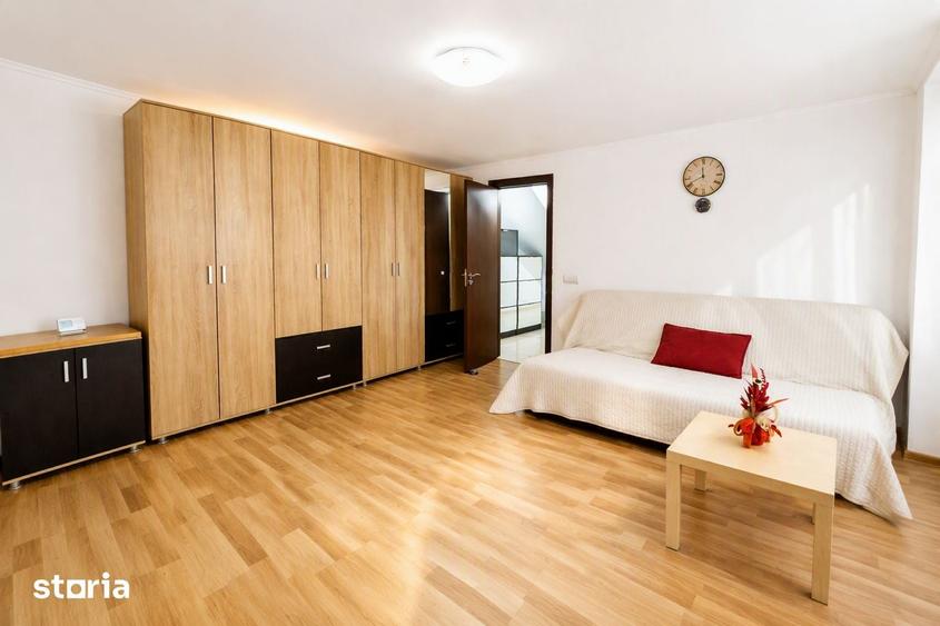 Apartament cu 4 camere în Turnișor