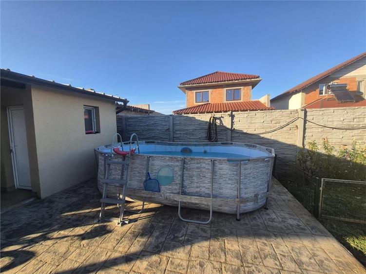 Casă individuală cu 5 camere cu Teren 501 Mp în Ghiroda