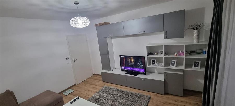 Apartament cu 2 camere decomandat, mobilat în Avantgarden