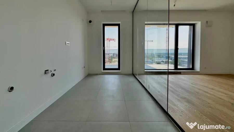 Apartament cu 3 camere decomandat în Aviației