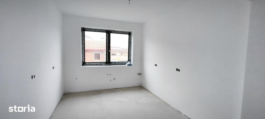 Casă cu 5 camere cu Teren 507 Mp în Corunca
