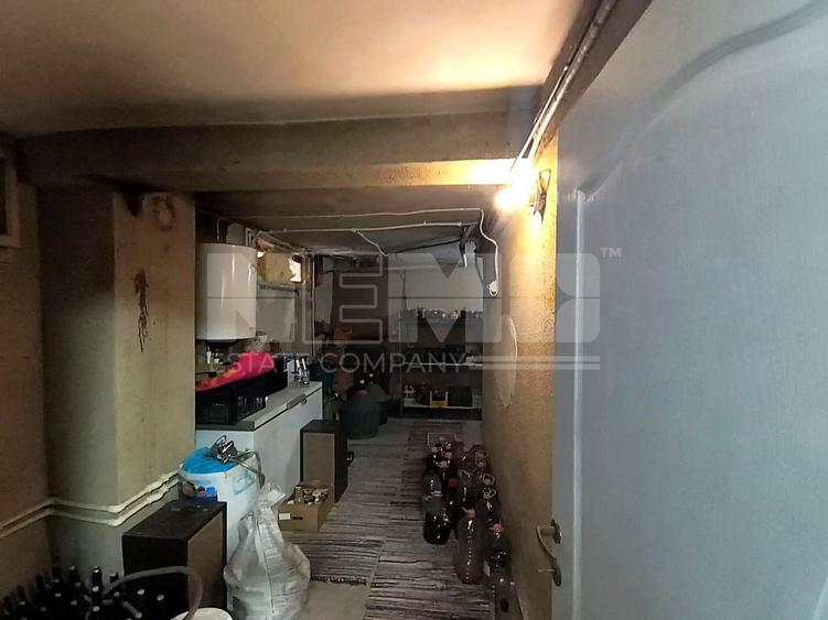 Casă individuală cu 4 camere cu Canalizare în Burdujeni