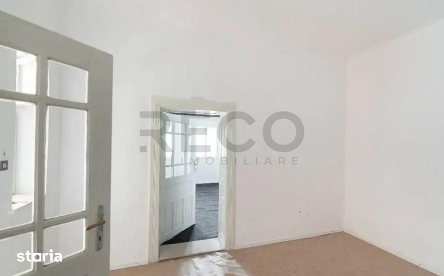 Casă cu 4 camere cu Teren 1672 Mp în Tămășeu