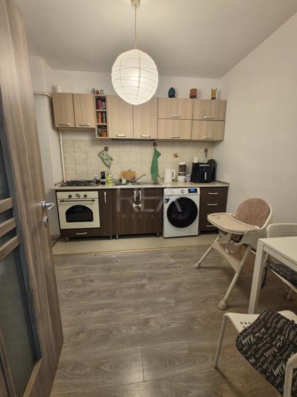 Apartament cu 3 camere decomandat în Bucureștii Noi