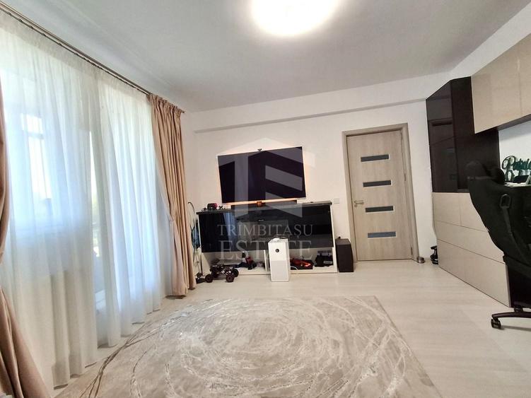 Apartament cu 2 camere decomandat, mobilat în Theodor Pallady