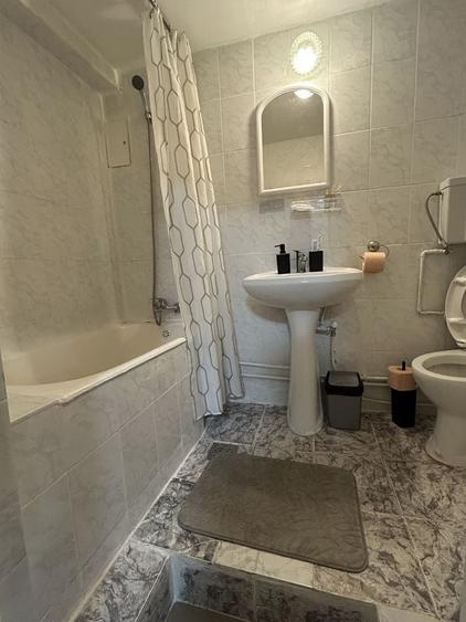 Apartament cu 2 camere semidecomandat în Dosu Bricii
