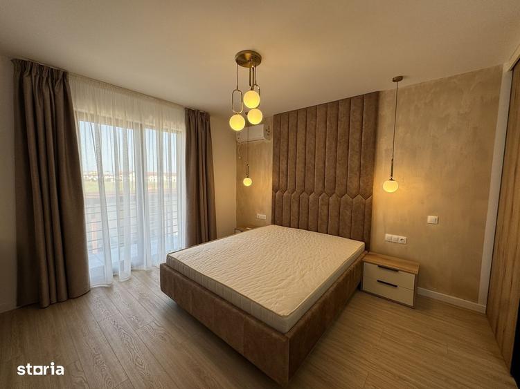 Casă cu 4 camere decomandat cu Canalizare în Central