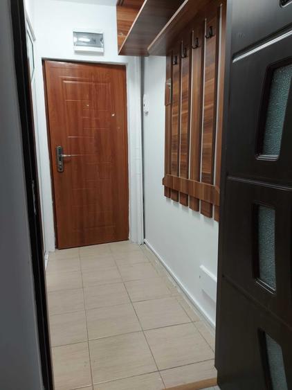Apartament cu 2 camere nedecomandat în Micro 14