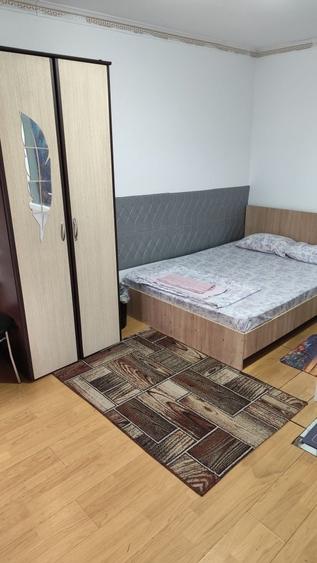 Garsonieră decomandată în P-ța Ovidiu