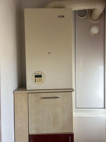 Apartament cu 2 camere decomandat în Precista