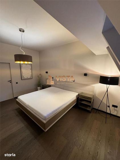 Apartament cu 2 camere decomandat în Tractorul
