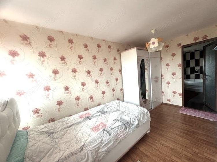Casă cu 5 camere cu Teren 382 Mp în Central