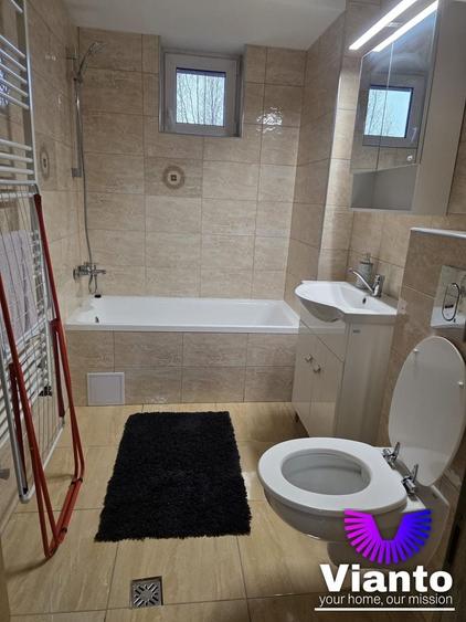 Apartament cu 3 camere decomandat, mobilat în Calea Poplăcii