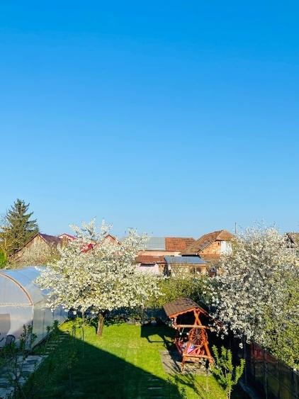 Casă individuală cu 4 camere cu Canalizare în Giarmata