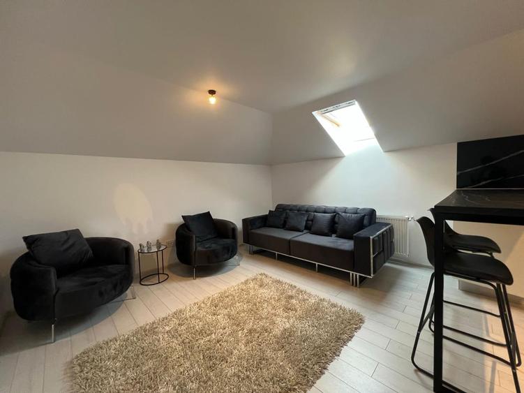 Apartament cu 2 camere decomandat, mobilat în Chiajna