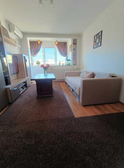 Apartament cu 2 camere semidecomandat în Obor