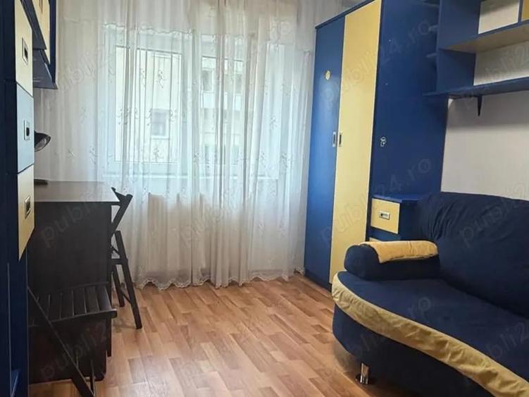 Apartament cu 3 camere decomandat în Obcini