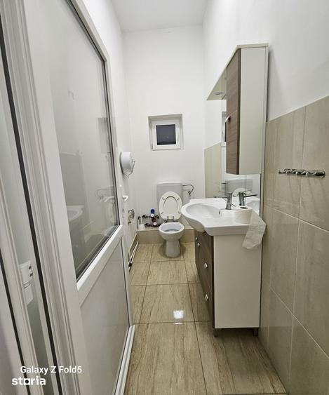 Apartament cu 5 camere în Iosia