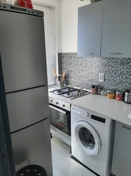 Garsonieră decomandată în Berceni