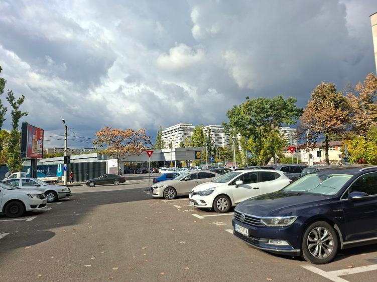 Garsonieră decomandată în Rahova