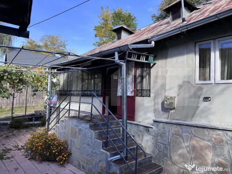 Casă cu 3 camere cu Teren 600 Mp în Cosmina de Jos