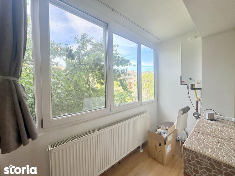 Apartament cu 3 camere de vanzare - Zona Soarelui - 10