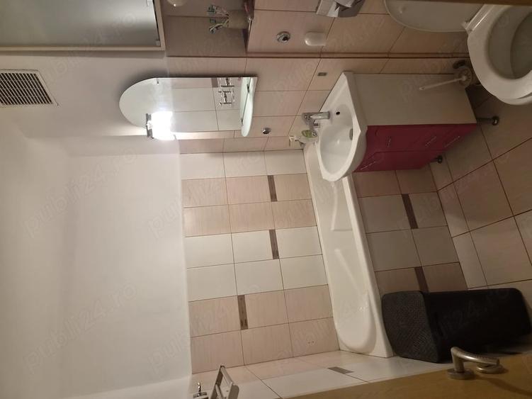 Apartament cu 2 camere decomandat în Girocului