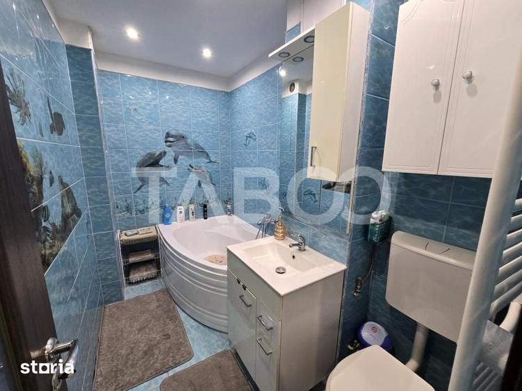 Apartament cu 3 camere decomandat în Trei Stejari