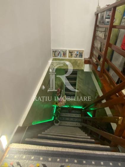 Casă cu 3 camere cu Canalizare în Ultracentral